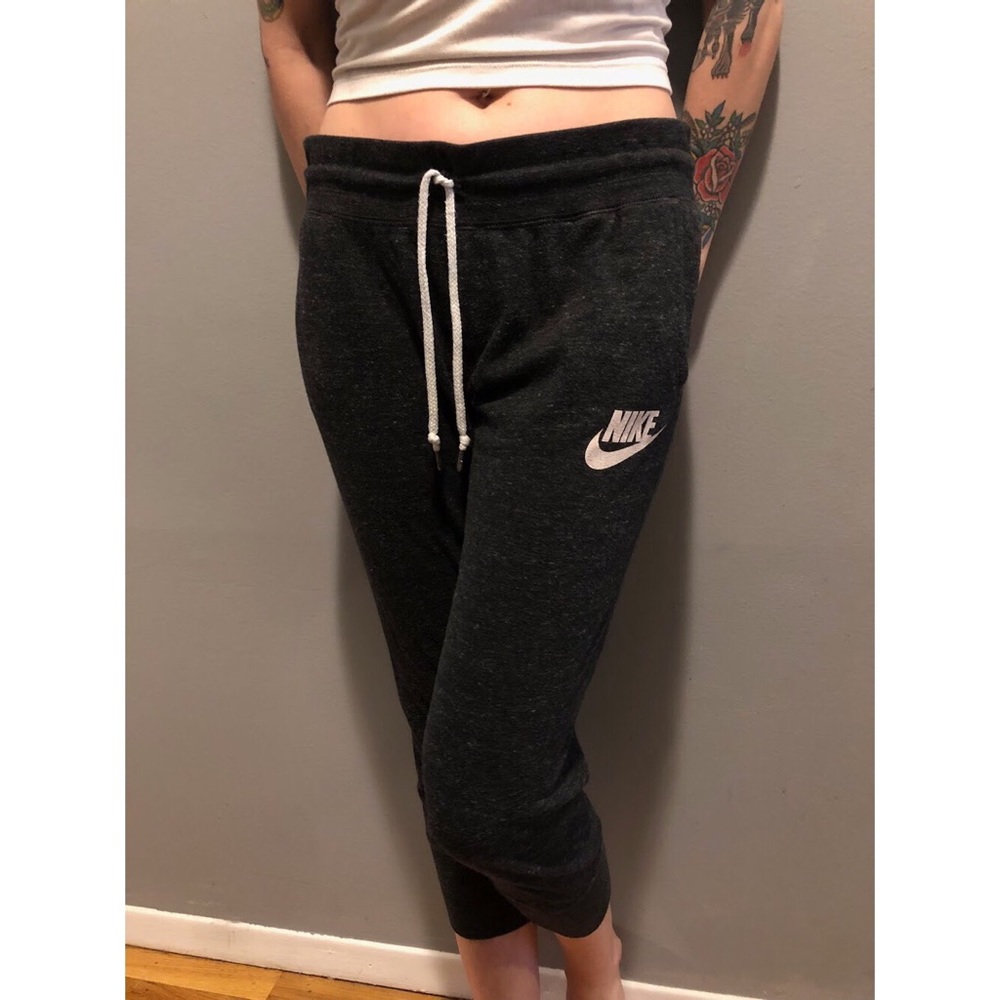 ✔️ most comfy pants ever! nike vintage capris ✔️